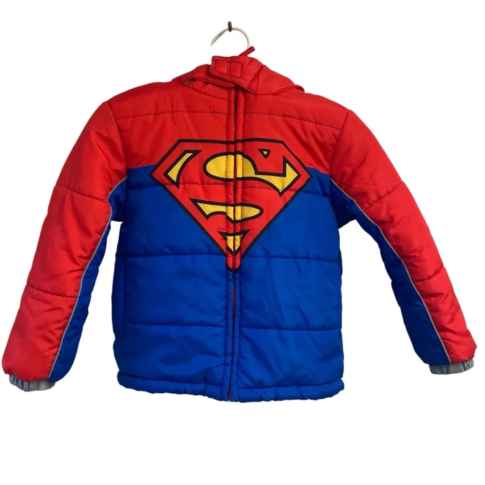 DC Comics Superman Kids Puffer Hooded Jacket - Red and Blue Size 5/6 - Picture 3 of 14